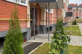 2-к. квартира, ул. Изумрудная, д. 8