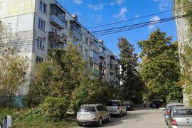 Продается 2-комн. квартира, ул. Больничная, д. 17
