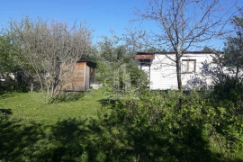 Дача 18 м² на участке 4 сот.