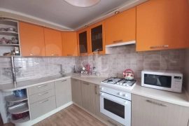 2-к. квартира, ул. Г. Амелина, д. 15