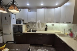 2-к. квартира, ул. Хрустальная, д. 44к4