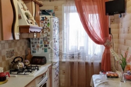 2-к. квартира, ул. Константиновых д. 2