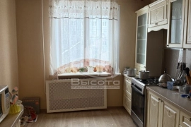 Продается 3-комн. квартира, ул. Звездная, д. 13

