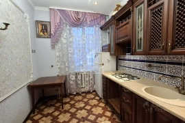 Продается 3-комн. квартира, ул. Социалистическая, д. 8
