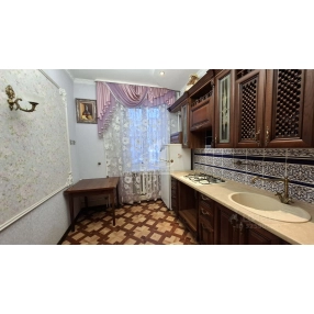 Продается 3-комн. квартира, ул. Социалистическая, д. 8
