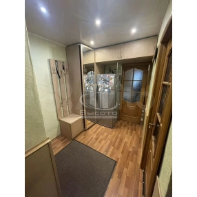 4-к. квартира, ул. Кубяка, д. 4